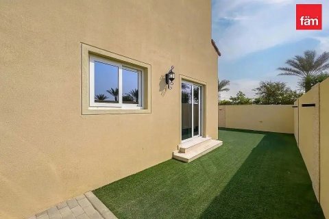 4 bedrooms Villa in Dubai, UAE No. 213246 8