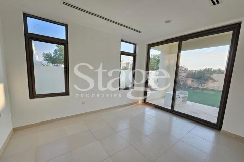 Вилла с 4 спальнями в Mira Oasis, ОАЭ №110023 7