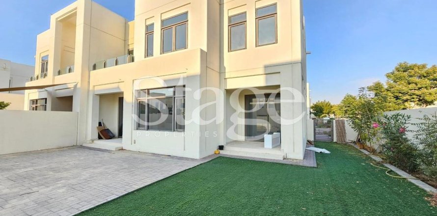 Вилла с 4 спальнями в Mira Oasis, ОАЭ №110023