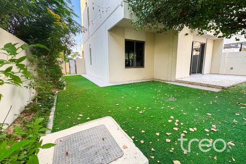 4 bedrooms Townhouse in Town Square, UAE No. 220894