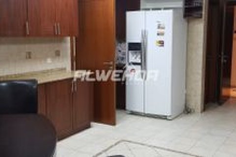 Квартира с 3 спальнями в Al Seef  Towers, ОАЭ №4254 12