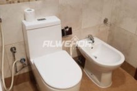 Квартира с 3 спальнями в Al Seef  Towers, ОАЭ №4254 3