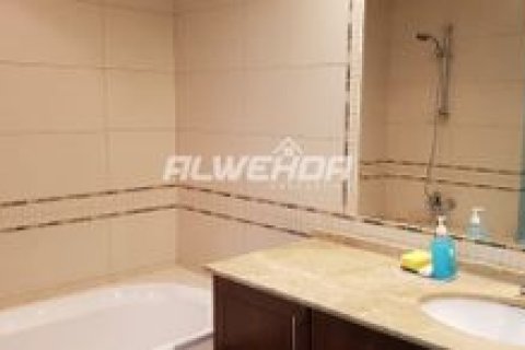 Квартира с 3 спальнями в Al Seef  Towers, ОАЭ №4254 8