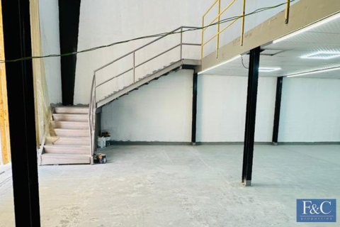635m² Warehouse in Al Quoz Industrial Area, UAE No. 153833 9