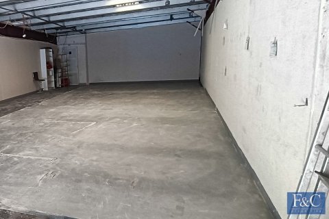 635m² Warehouse in Al Quoz Industrial Area, UAE No. 153833 5