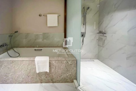 1 غرف نوم شقة في Address Harbour Point, الإمارات العربية المتحدة رقم 129519 11