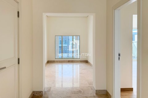 5 bedrooms Villa in District One, UAE No. 129392 13
