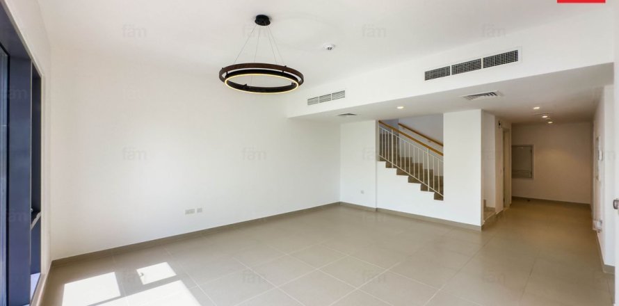 Villa de 3 dormitorios en Dubai Hills Estate, UAE No. 223793