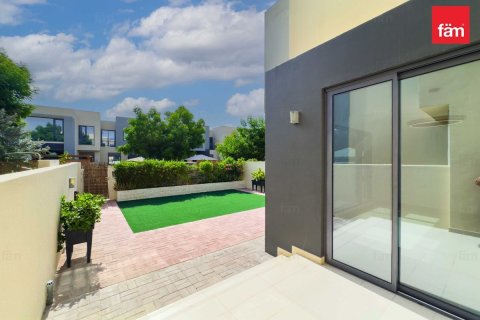 Villa de 3 dormitorios en Dubai Hills Estate, UAE No. 223793 4