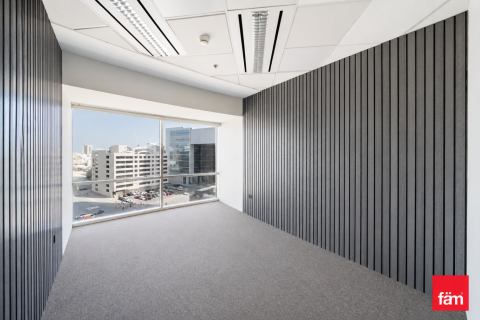 Office de 210.9m² en Sheikh Zayed Road, UAE No. 160623 13