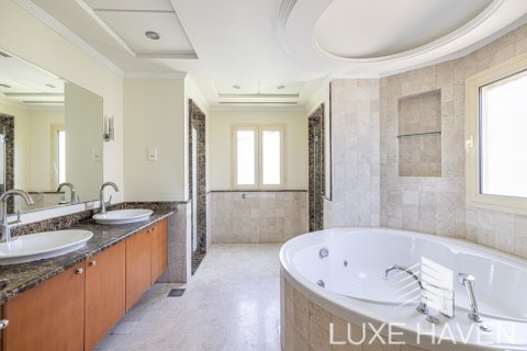 6 bedrooms Villa in Meadows, UAE No. 10637 18