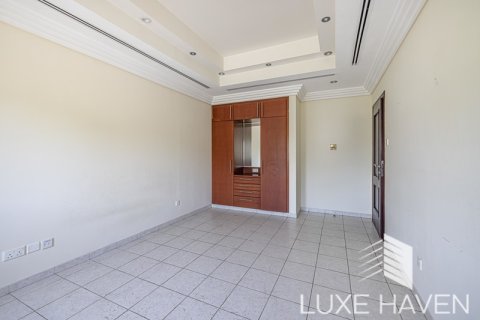 6 bedrooms Villa in Meadows, UAE No. 10637 25