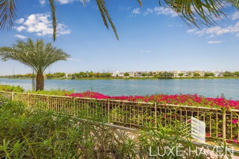 6 bedrooms Villa in Meadows, UAE No. 10637 28