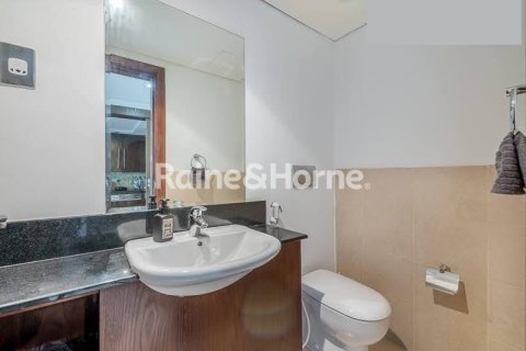 2 bedrooms Apartment in Downtown Dubai (Downtown Burj Dubai), UAE No. 50483 13
