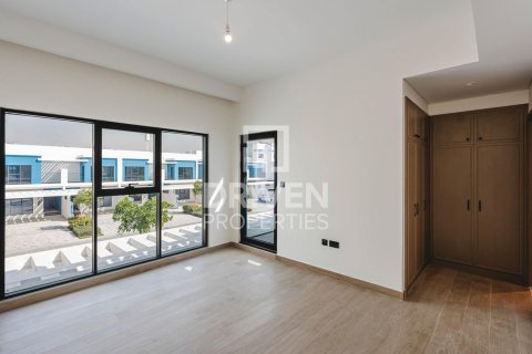 4 bedrooms Townhouse in Damac Lagoons, UAE No. 212368 8