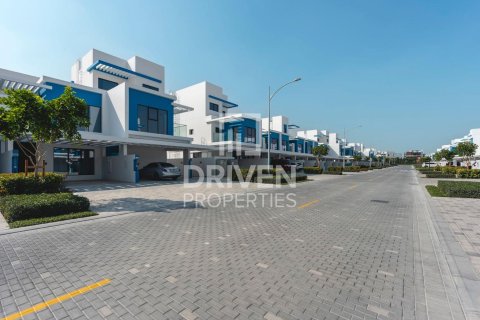 4 bedrooms Townhouse in Damac Lagoons, UAE No. 212368 21