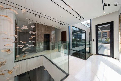 5 bedrooms Villa in Dubai, UAE No. 216094 15