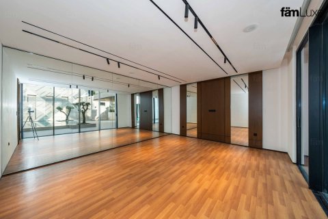 5 bedrooms Villa in Dubai, UAE No. 216094 27