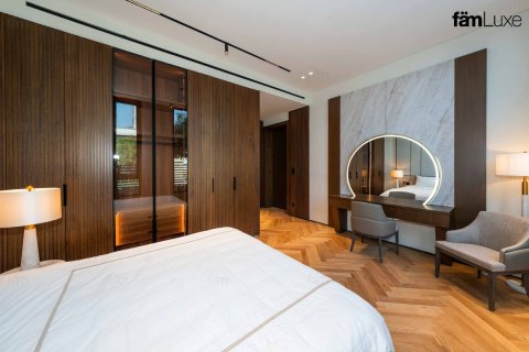 5 bedrooms Villa in Dubai, UAE No. 216094 5