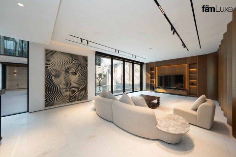 5 bedrooms Villa in Dubai, UAE No. 216094 10