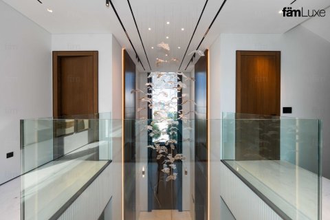 5 bedrooms Villa in Dubai, UAE No. 216094 16