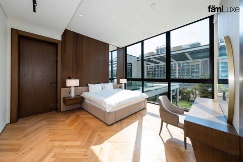 5 bedrooms Villa in Dubai, UAE No. 216094 13