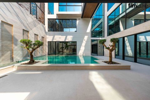 5 bedrooms Villa in Dubai, UAE No. 216094 24