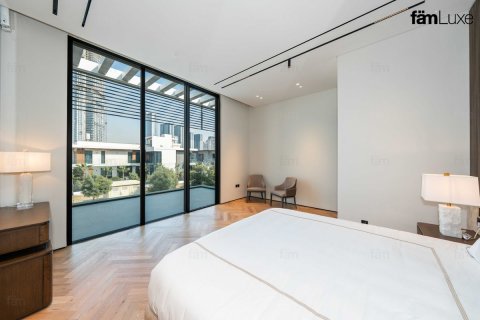 5 bedrooms Villa in Dubai, UAE No. 216094 12