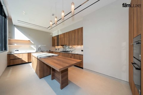 5 bedrooms Villa in Dubai, UAE No. 216094 7