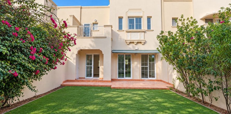 Villa de 3 chambres à Dubai, UAE No. 222206