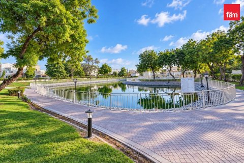Villa de 3 chambres à Dubai, UAE No. 222206 22