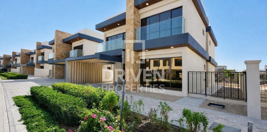 6 bedrooms Villa in Damac Lagoons, UAE No. 218584