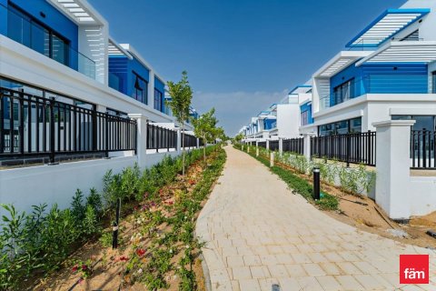 Townhouse de 4 dormitorios en Dubai, UAE No. 142723 26