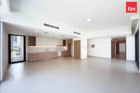 3 bedrooms Apartment in Dubai, UAE No. 222415 2