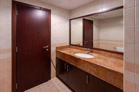 3 bedrooms Apartment in Emirates Crown, UAE No. 168264 13