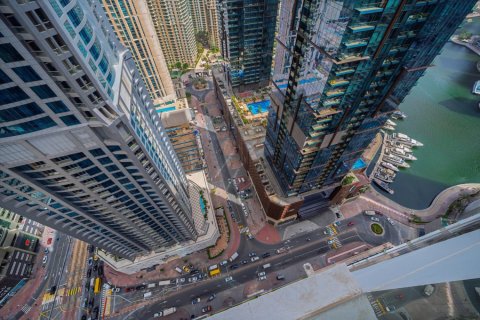 3 bedrooms Apartment in Emirates Crown, UAE No. 168264 10