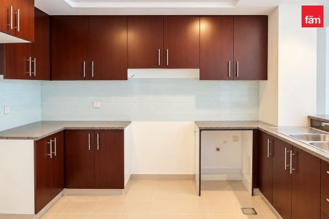 2 bedrooms Apartment in Culture Village, UAE No. 222396 6