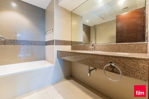2 bedrooms Apartment in Culture Village, UAE No. 222396 11