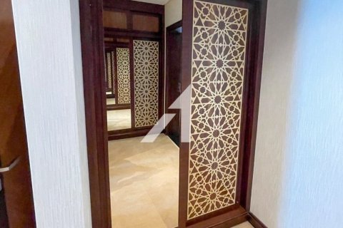 1 bedroom Hotel Apartment in Business Bay, UAE No. 38294 13