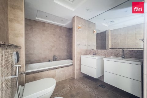 3 bedrooms Villa in Dubai, UAE No. 210933 24