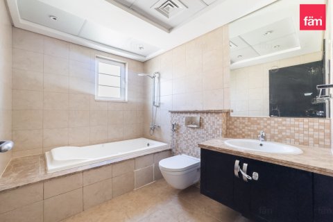 3 bedrooms Villa in Dubai, UAE No. 210933 22