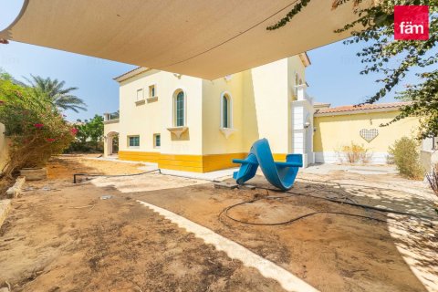 3 bedrooms Villa in Dubai, UAE No. 210933 25