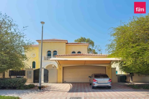 3 bedrooms Villa in Dubai, UAE No. 210933 27