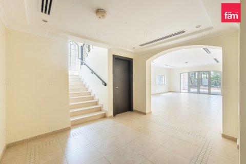 3 bedrooms Villa in Dubai, UAE No. 210933 15