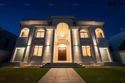 7 bedrooms Villa in Umm Al Sheif, UAE No. 149238
