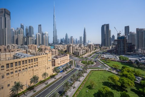Apartment de 2 dormitorios en South Ridge 1, UAE No. 212940