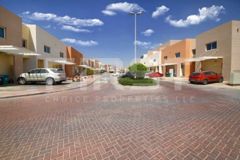 2 غرف نوم فيلا في Al Reef, الإمارات العربية المتحدة رقم 172848