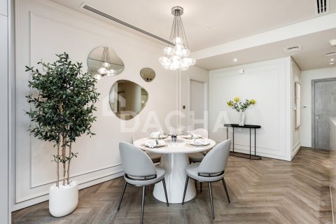 Apartment de 3 dormitorios en The Crescent, UAE No. 207828 5