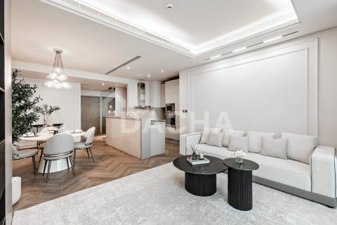 Apartment de 3 dormitorios en The Crescent, UAE No. 207828 3