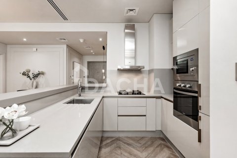 Apartment de 3 dormitorios en The Crescent, UAE No. 207828 8